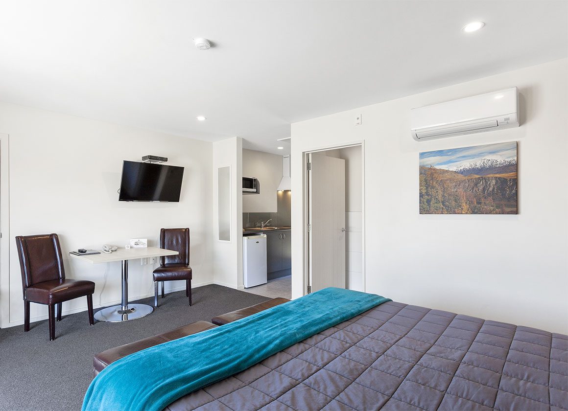 Super King Studio Unit Rolleston Highway Motel